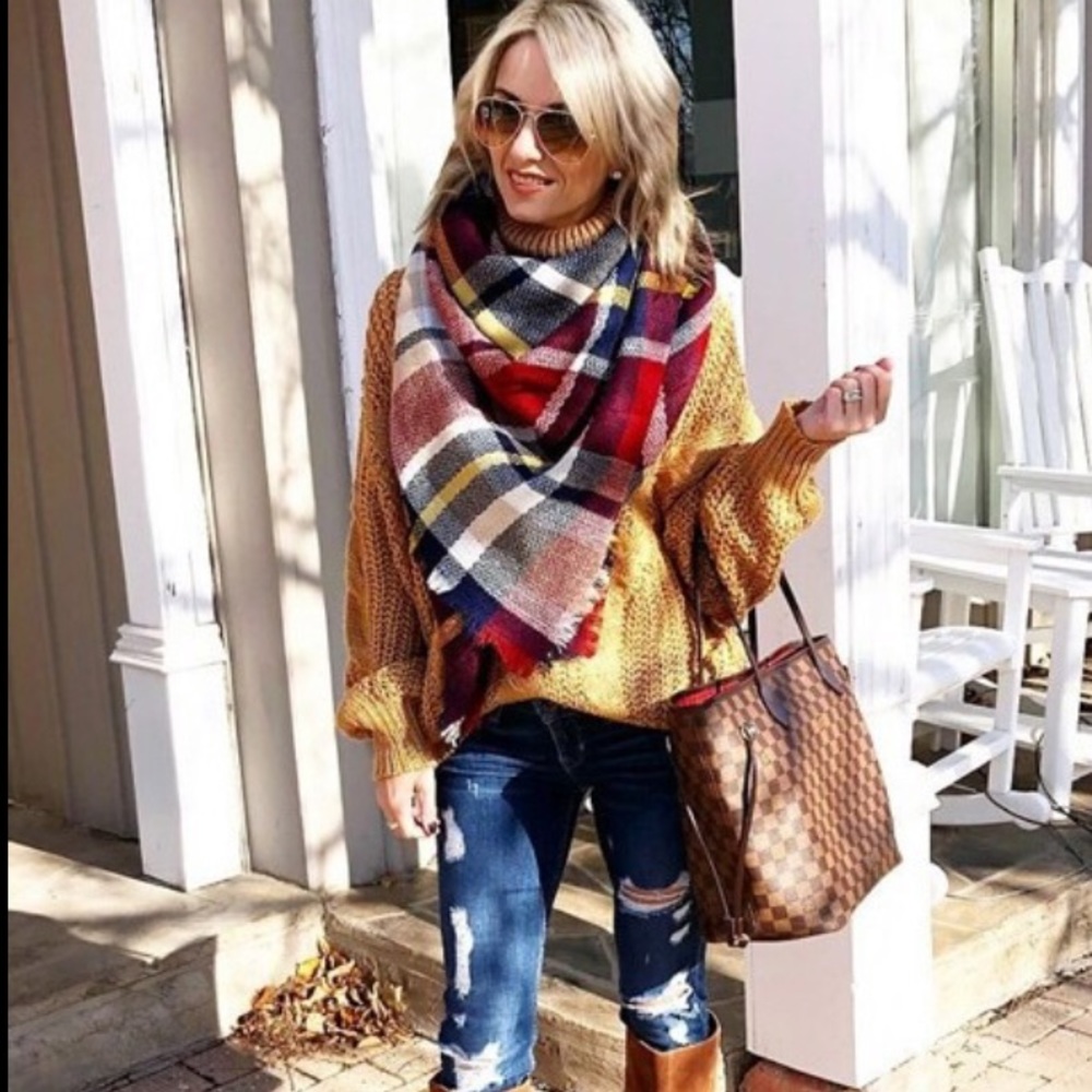 Frayed Hem Oversized Soft Plaid Blanket Scarf - Picture 7 of 7